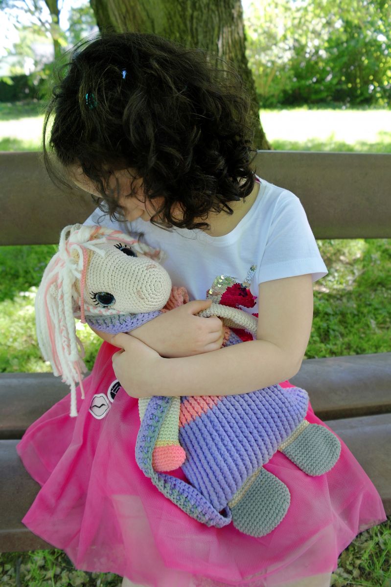 Blog-Inhaltsbild für 'Häkelanleitung Rucksack Einhorn'