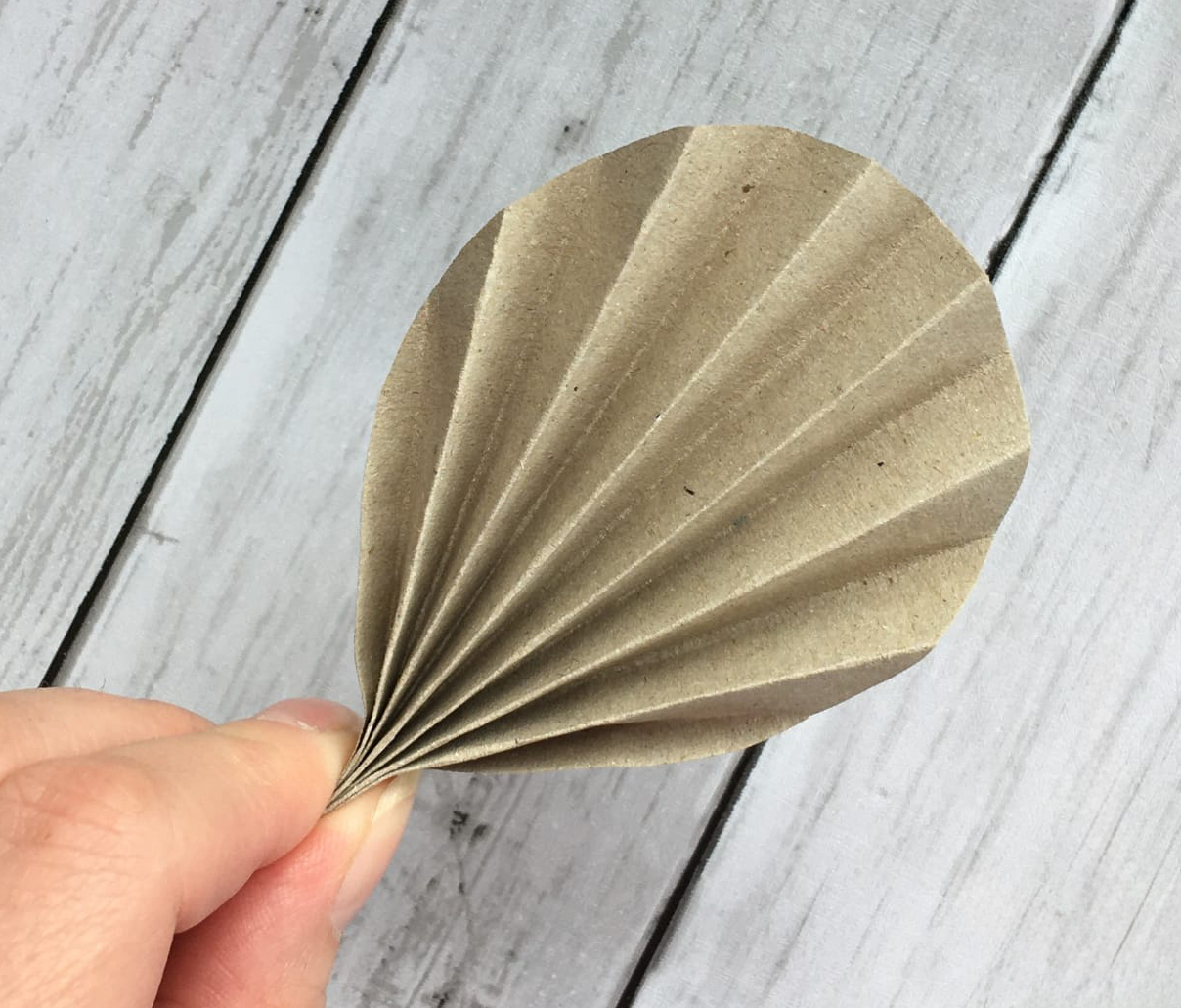 Blog-Inhaltsbild für 'Bastelanleitung für Palmblattdeko'