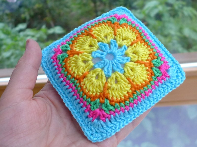 Blog-Inhaltsbild für 'Ideal für Reste: Nadelkissen oder Duftkissen - Gratis Häkelanleitung'