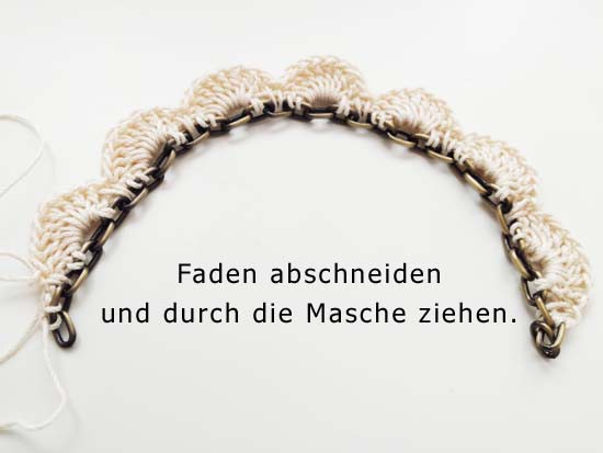 Blog-Inhaltsbild für 'Anleitung für ein romantisches Häkelarmband im Vintage Look'