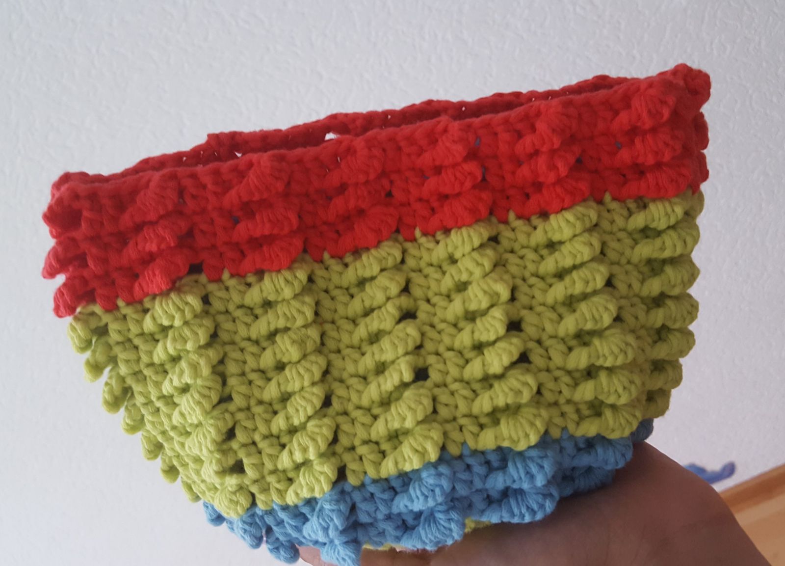 Blog-Inhaltsbild für 'Gratis Häkelanleitung "Die Kunterbunten Vögel"'