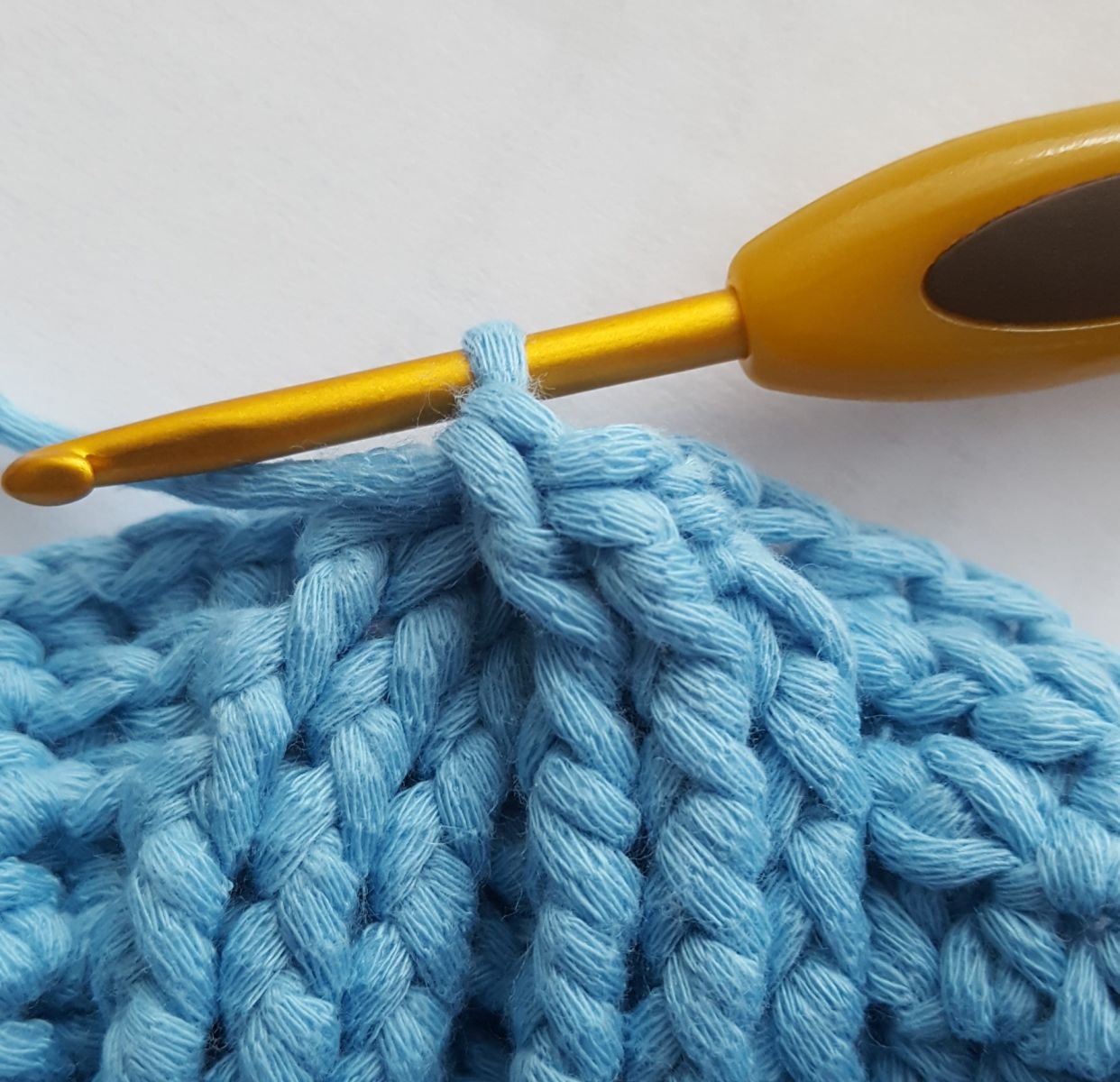 Blog-Inhaltsbild für 'Tasche mit Zopfmuster'