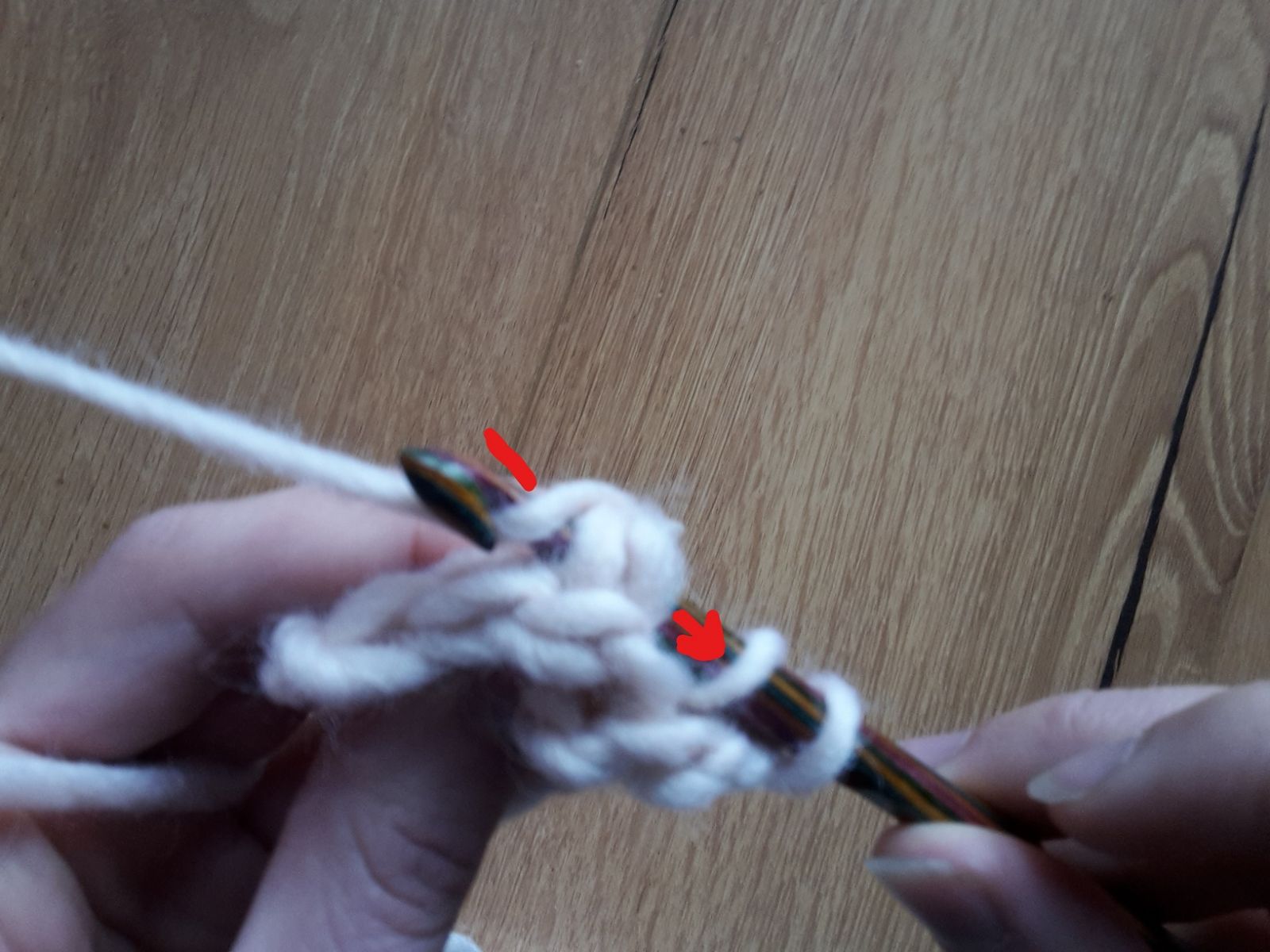 Blog-Inhaltsbild für 'Stirnband im Schachbrettmuster Häkelanleitung'