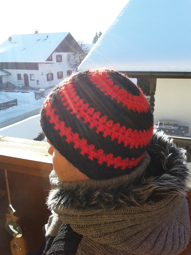 Blog-Inhaltsbild für 'Häkelmütze in gestreiftem Muster'