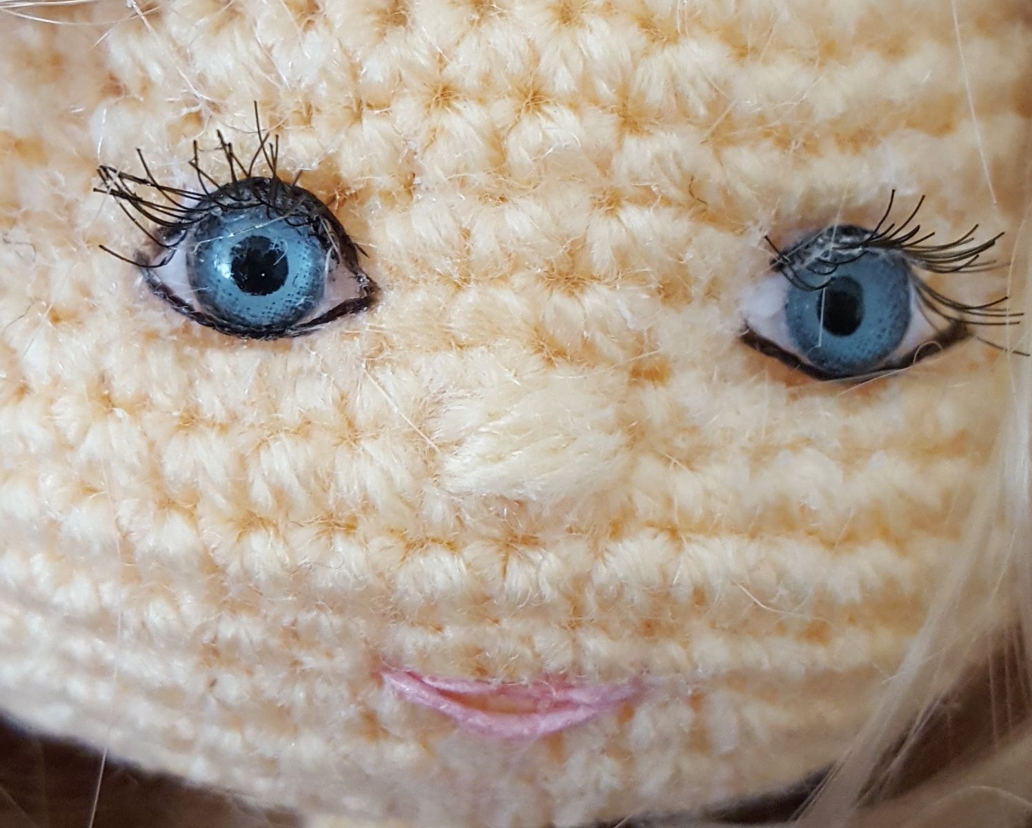 Blog-Inhaltsbild für 'Kleine gehäkelte Puppe'