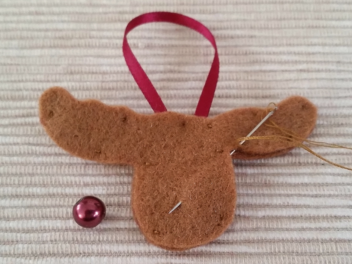 Blog-Inhaltsbild für 'Weihnachtliche Geschenkanhänger und hübschen Baumschmuck schnell und einfach basteln'