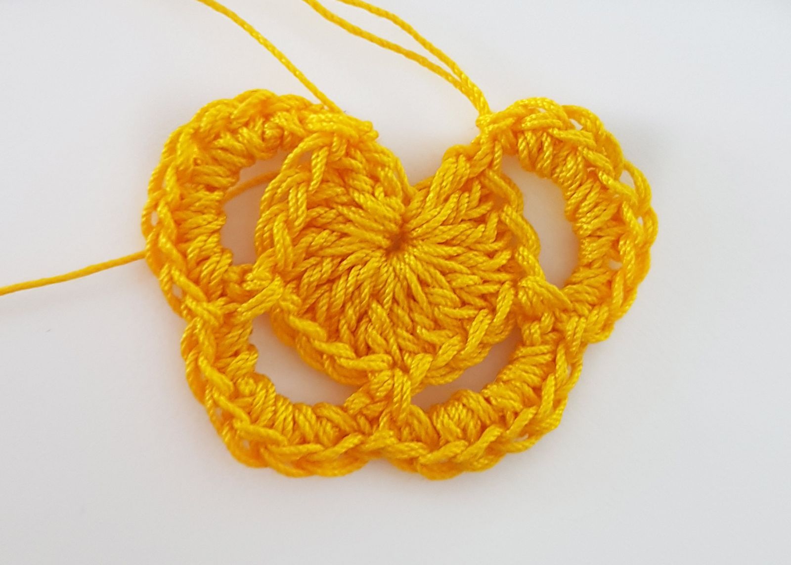 Blog content image for 'Free Crochet Pattern Spring Deco'