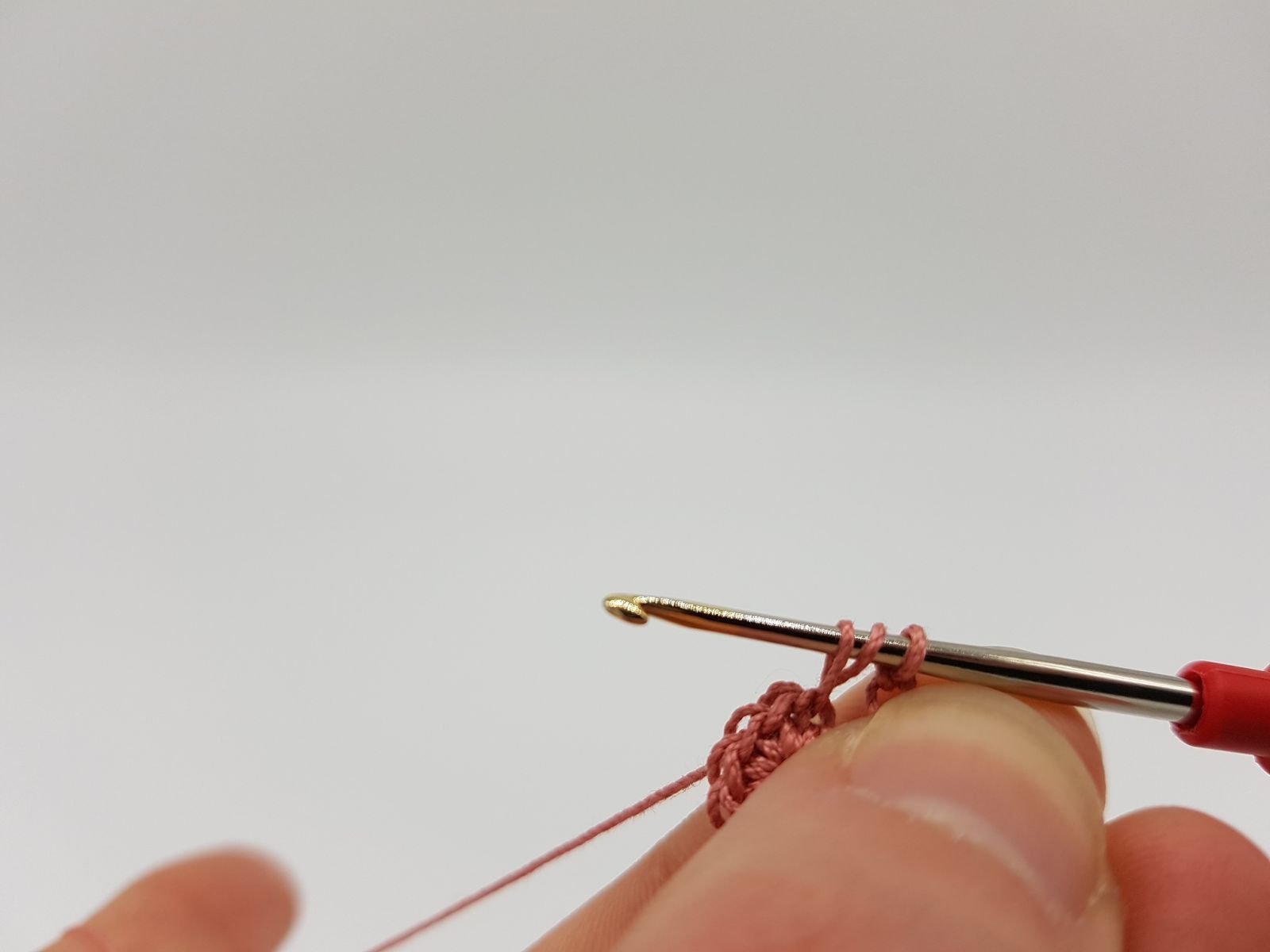 Blog-Inhaltsbild für 'Kostenlose Häkelanleitung Frühlings Eierbecher'