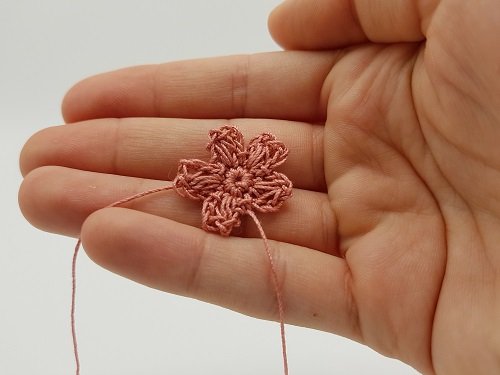 Blog-Inhaltsbild für 'Kostenlose Häkelanleitung für ein Osterkörbchen'