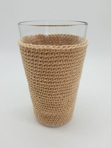 Blog-Inhaltsbild für 'Dubbeglas Halter "Freche Traube" Häkelanleitung kostenlos'