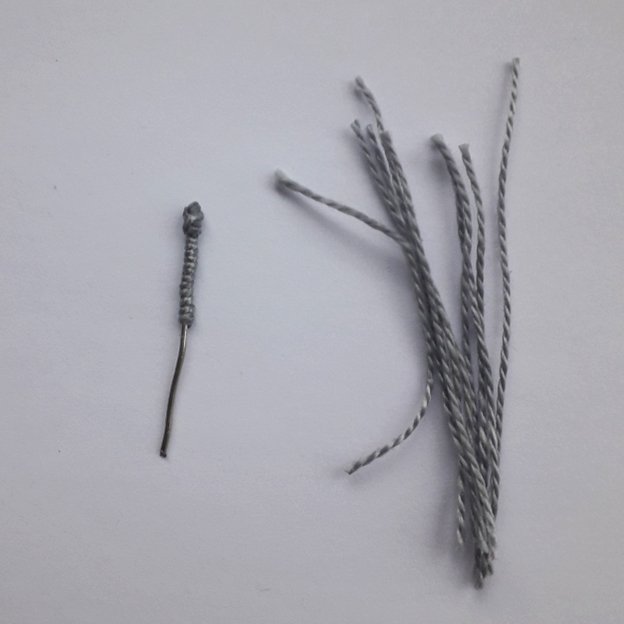 Blog-Inhaltsbild für 'Brosche "Verwundetes Herz"'