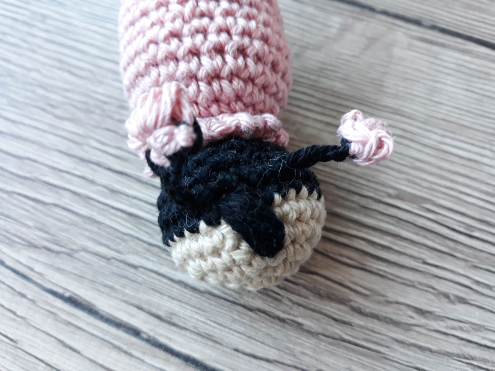 Blog-Inhaltsbild für 'Gratis Häkelanleitung, Anhänger Alena Marienchen'