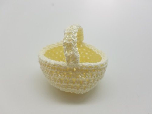 Blog-Inhaltsbild für 'Kostenlose Häkelanleitung für ein Osterkörbchen'