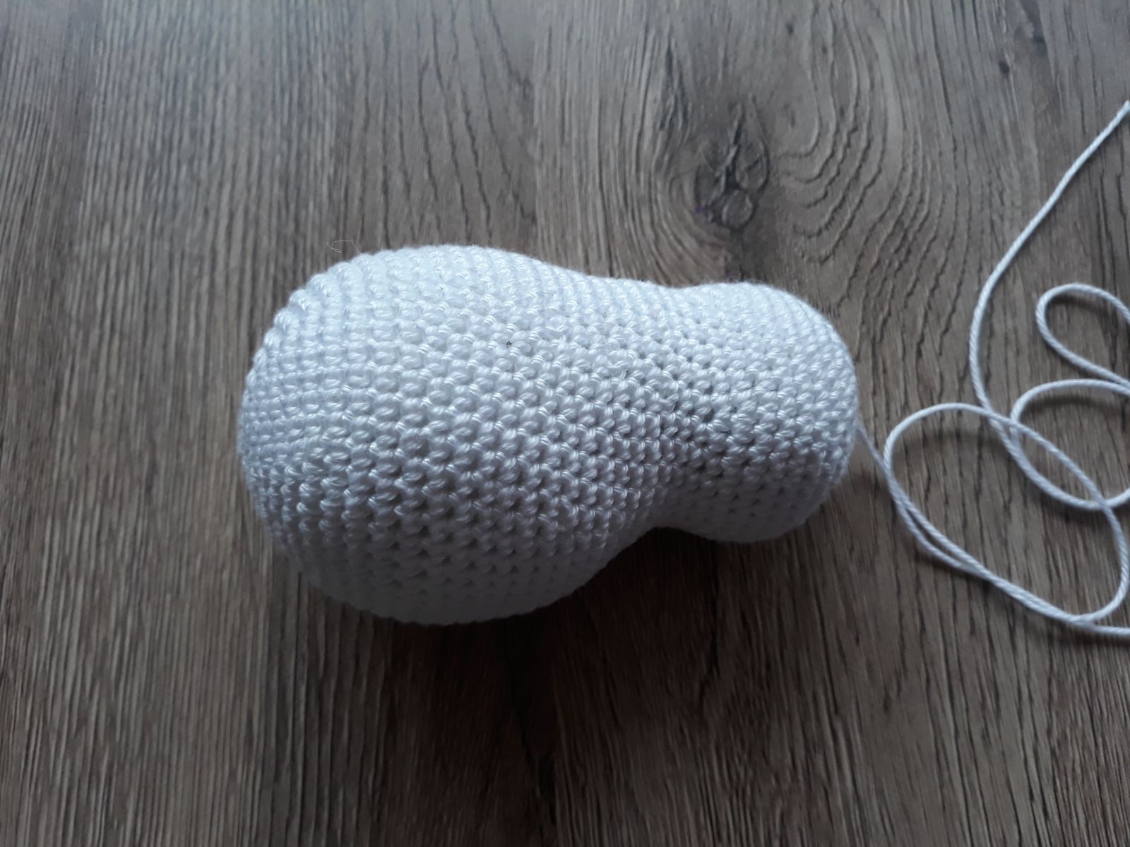 Blog-Inhaltsbild für 'Einhorn Ella, kostenlose Häkelanleitung'