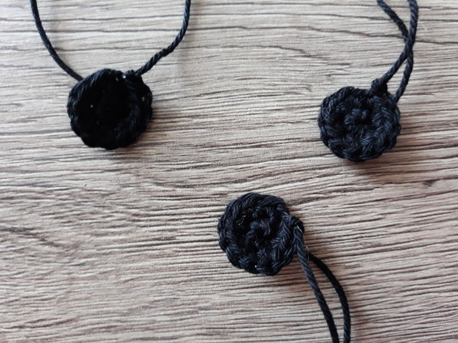 Blog-Inhaltsbild für 'Kuschligel Max, kostenlose Häkelanleitung von Wolldiamant'