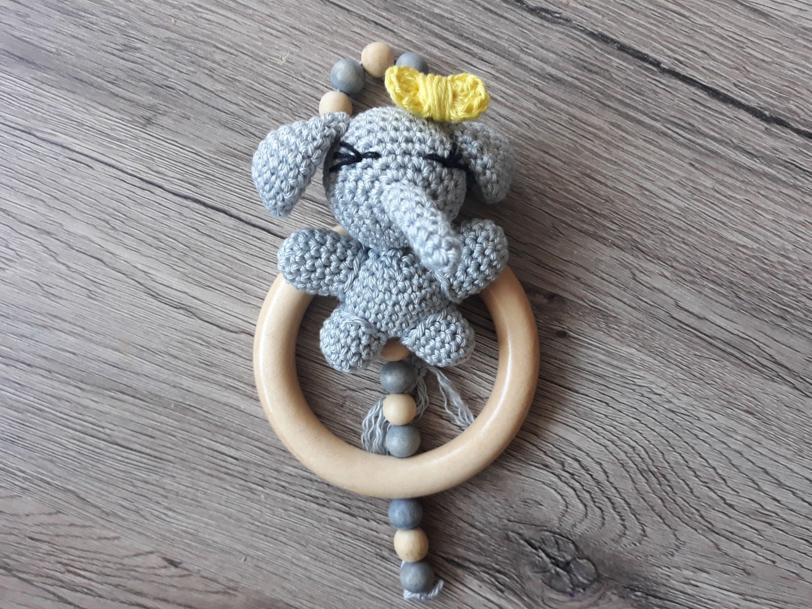 Blog-Inhaltsbild für 'Elefantenparade Elli, kostenlose Häkelanleitung'