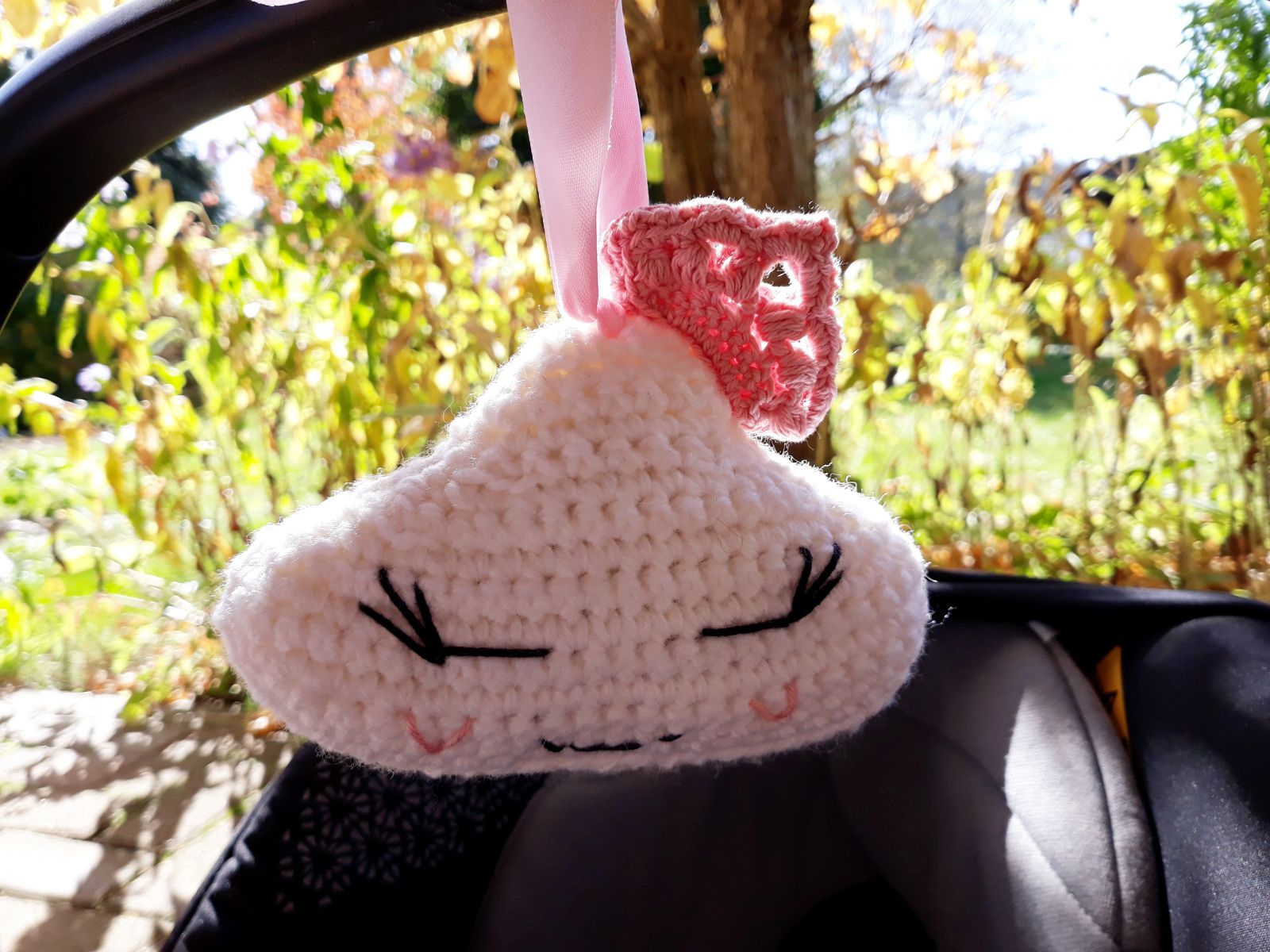 Blog-Inhaltsbild für 'Wolkenapplikation , kostenlose Häkelanleitung'