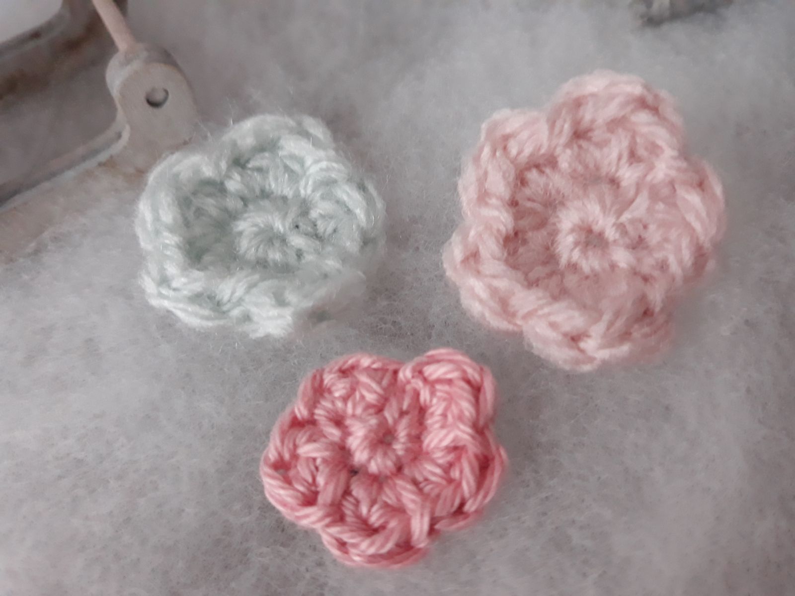 Blog-Inhaltsbild für 'Kleine Pinguinfamilie, kostenlose Häkelanleitung'