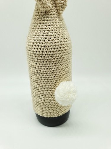 Blog-Inhaltsbild für 'Kostenlose Häkelanleitung Oster Bierflaschenanzug'