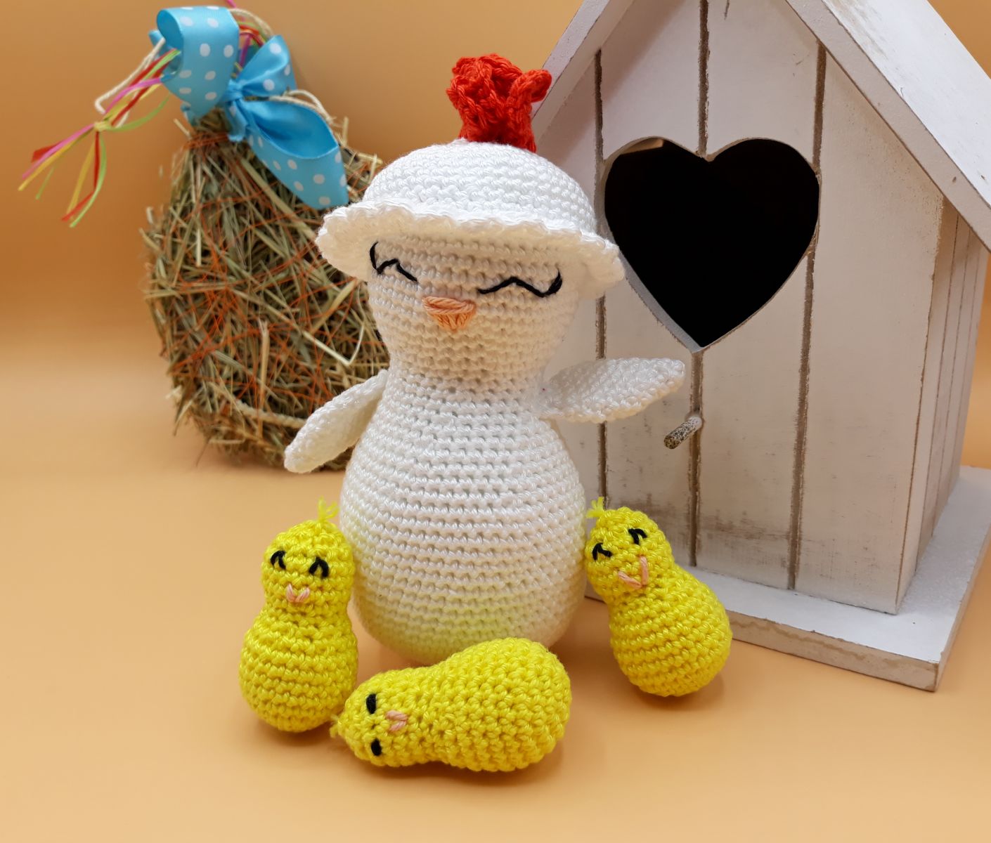 Blog-Inhaltsbild für 'Hennenmama mit ihren Kükenkindern'