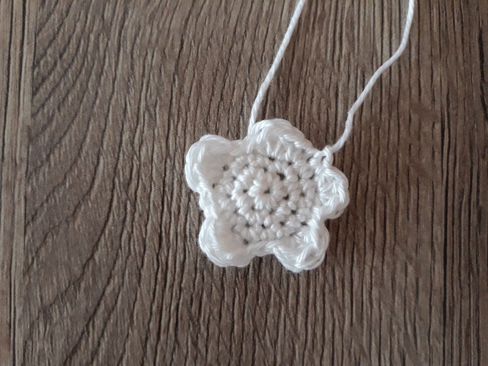 Blog-Inhaltsbild für 'Lebkuchenlady Karla, kostenlose Häkelanleitung'