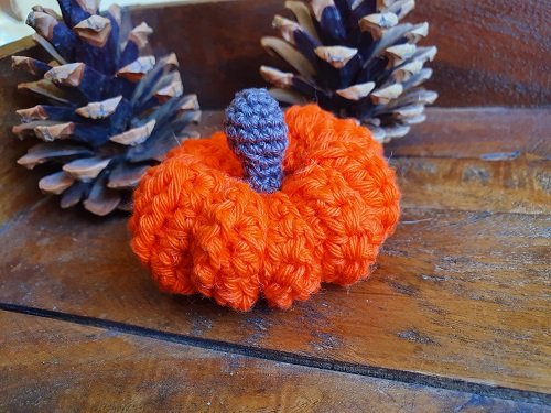 Blog-Inhaltsbild für 'Kostenlose Häkelanleitung "Herbst Kürbis"'