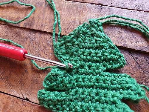 Blog-Inhaltsbild für 'Kostenlose Häkelanleitung "Weihnachtsbaum"'