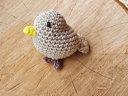 Blog-Inhaltsbild für 'Kostenlose Häkelanleitung Vogel'