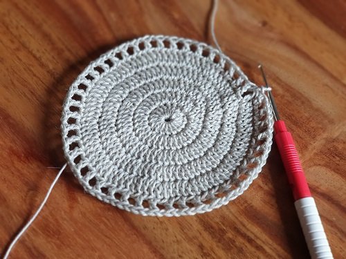 Blog-Inhaltsbild für 'Kostenlose Häkelanleitung Cocktail-Untersetzer'