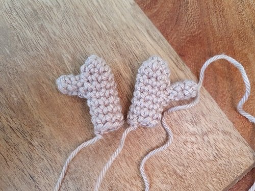 Blog-Inhaltsbild für 'Kostenlose Häkelanleitung Rentier Anhänger'