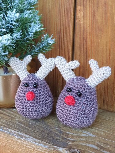 Blog-Inhaltsbild für 'Kostenlose Häkelanleitung Rentier Anhänger'