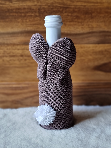 Blog-Inhaltsbild für 'Kostenlose Häkelanleitung Mini Oster-Sektflaschenanzug'