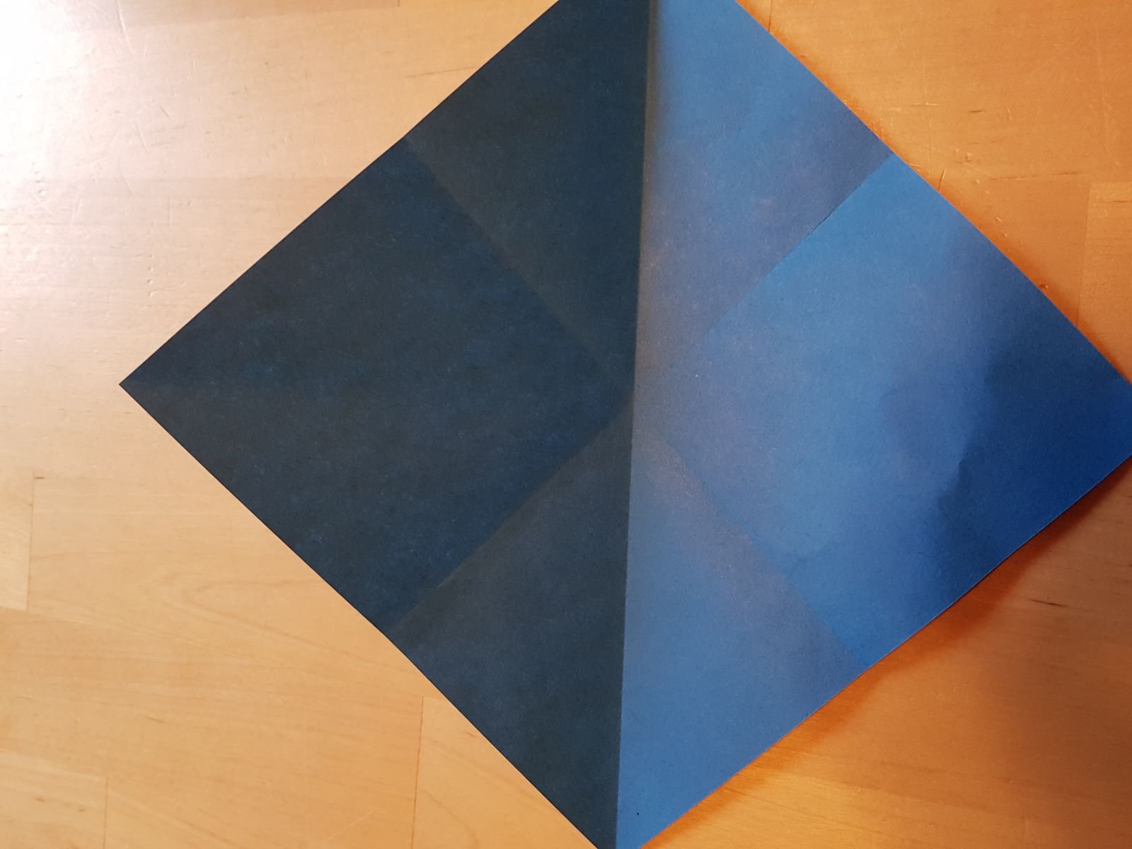 Blog-Inhaltsbild für 'Zünftige Tischdeko "Enzian"'