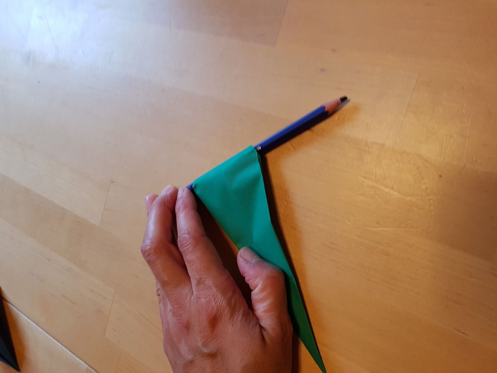 Blog-Inhaltsbild für 'Zünftige Tischdeko "Enzian"'