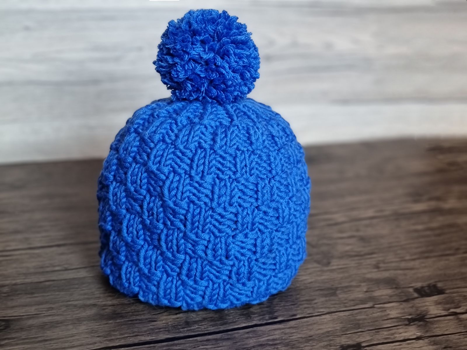 Blog-Inhaltsbild für 'Kostenlose Anleitung für eine Strickmütze'