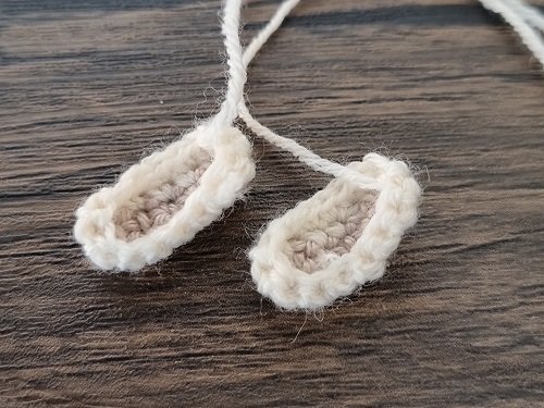 Blog-Inhaltsbild für 'Kostenlose Häkelanleitung Schäfchen Eierbecher'