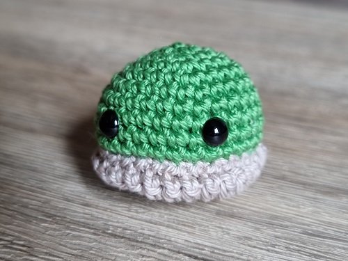 Blog-Inhaltsbild für 'Kostenlose Häkelanleitung Alien'