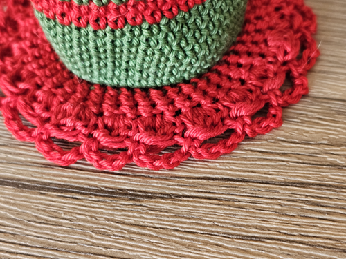 Blog-Inhaltsbild für 'Kostenlose Häkelanleitung Eierbecher'