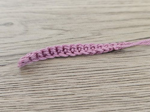 Blog-Inhaltsbild für 'Kostenlose Häkelanleitung Frühlings Eierbecher'