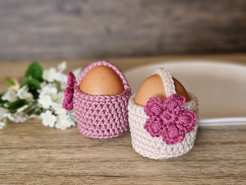 Blog-Inhaltsbild für 'Kostenlose Häkelanleitung Frühlings Eierbecher'