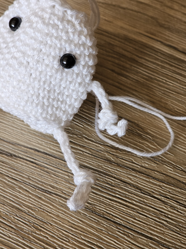 Blog-Inhaltsbild für 'Kostenlose Häkelanleitung Kleiner Hasen Amigurumi'