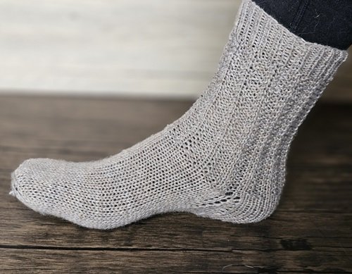 Blog-Inhaltsbild für 'Kostenlose Strickanleitung für Kuschelsocken'