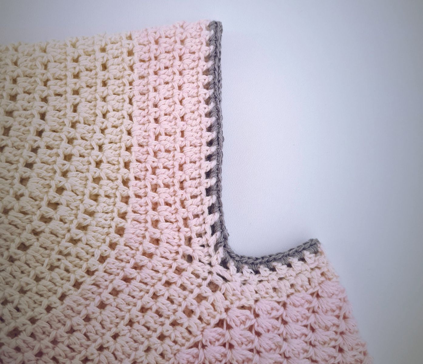 Blog-Inhaltsbild für 'Kostenlose Häkelanleitung Sommerkleid Gr. 86-48'