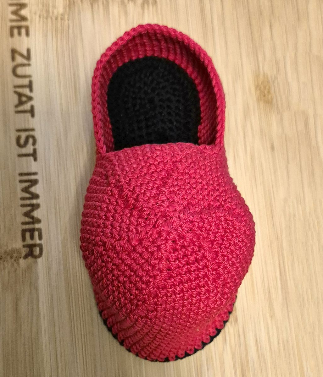 Blog content image for 'Free St. Nicholas Boot Crochet Pattern - Simple and Fast!'