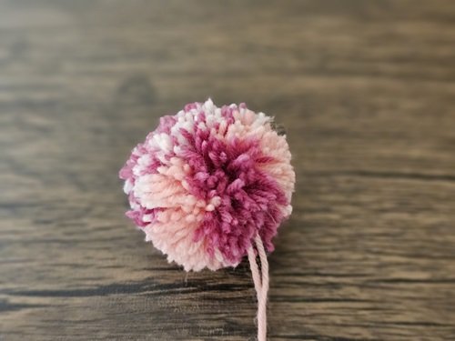 Blog-Inhaltsbild für 'Kostenlose Strickanleitung Weinflaschen Winteranzug'