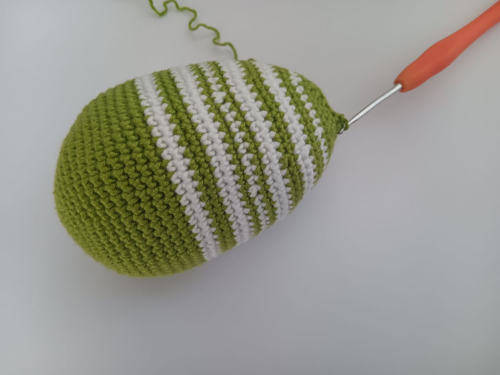 Blog-Inhaltsbild für 'Wichtel häkeln. Kostenlose Häkelanleitung für Karottenwichtel'