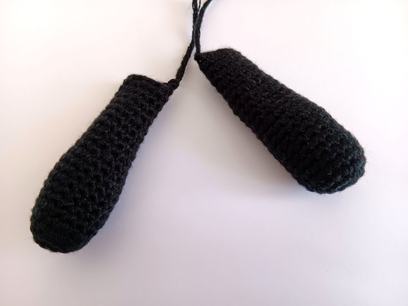 Blog-Inhaltsbild für 'Frosch mit Beuteltasche häkeln. Kostenlose Häkelanleitung'