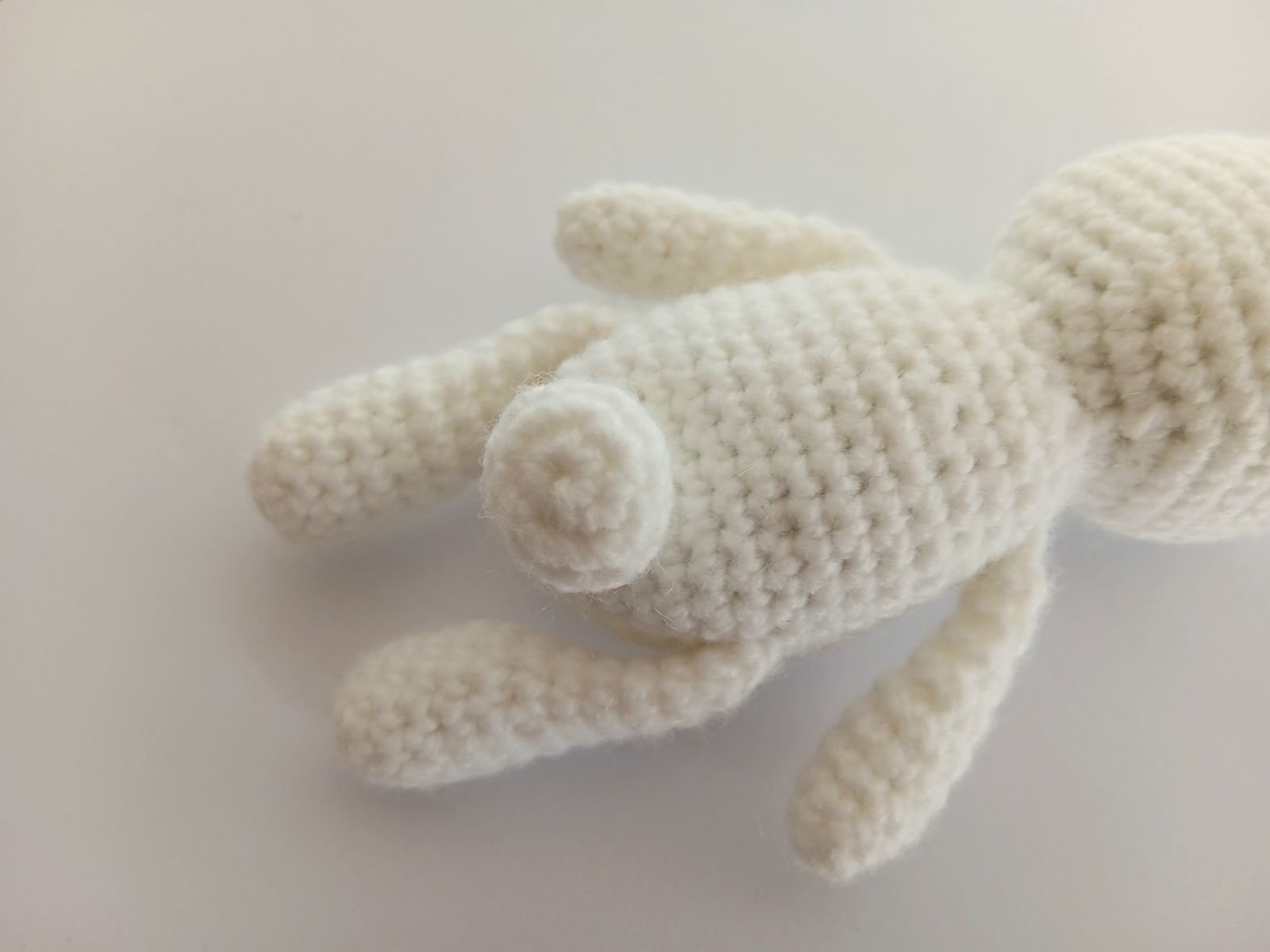 Blog-Inhaltsbild für 'Kostenlose Anleitung: Süßes Häschen für Ostern häkeln'