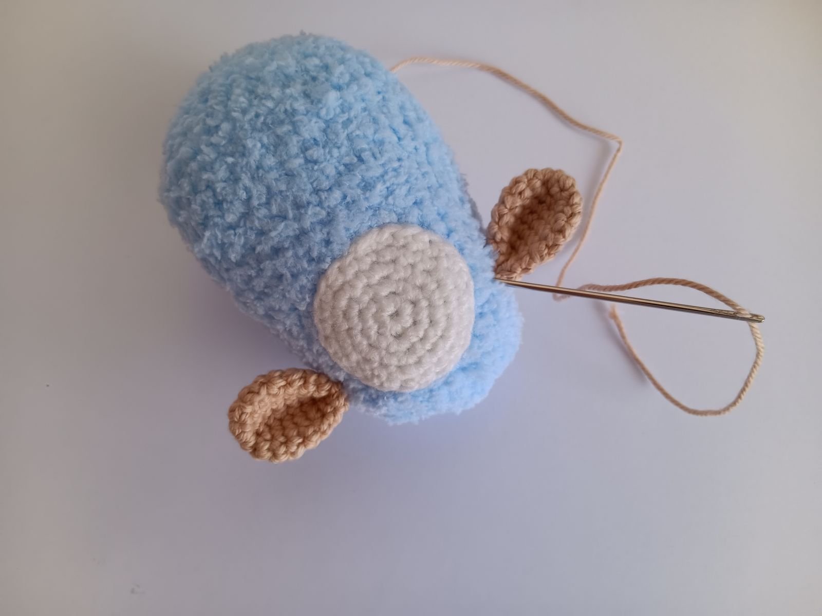 Blog-Inhaltsbild für 'Schaf häkeln. Kostenlose Häkelanleitung'