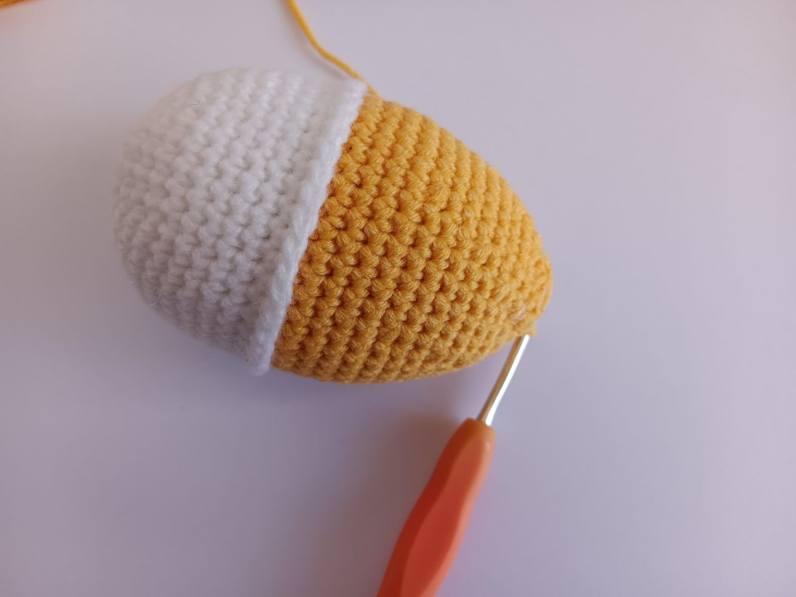 Blog-Inhaltsbild für 'Osterdeko Kostenlose Häkelanleitung für Hase'